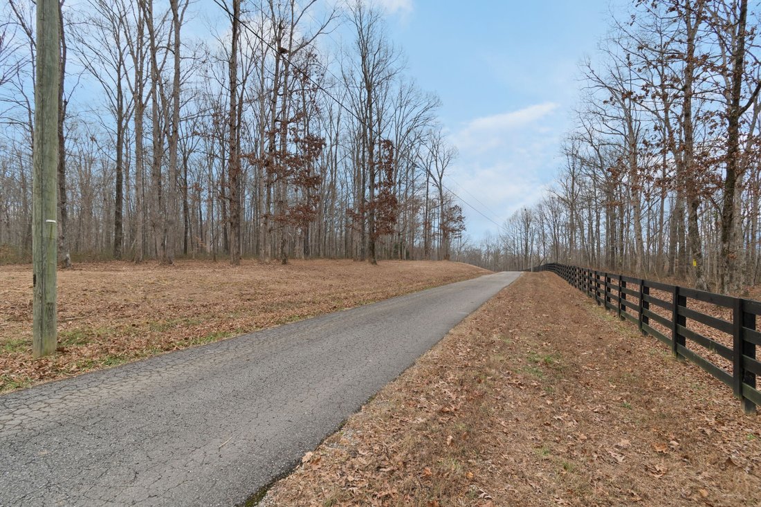 Farm Ranch in Franklin, Tennessee, United States 1 - 17827766