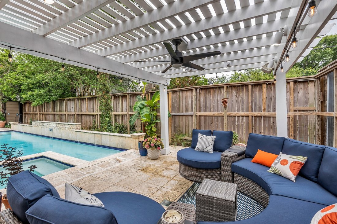 House in Houston, Texas, United States 2 - 17821668