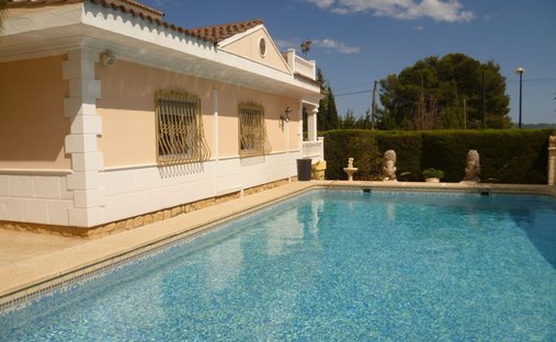 Chalet in la Nucia, Valencian Community, Spain 1