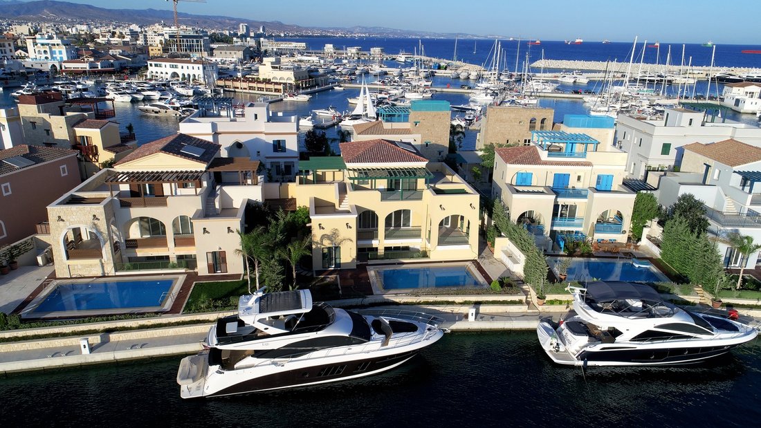 Villa in Limassol, Limassol, Cyprus 2 - 17821172