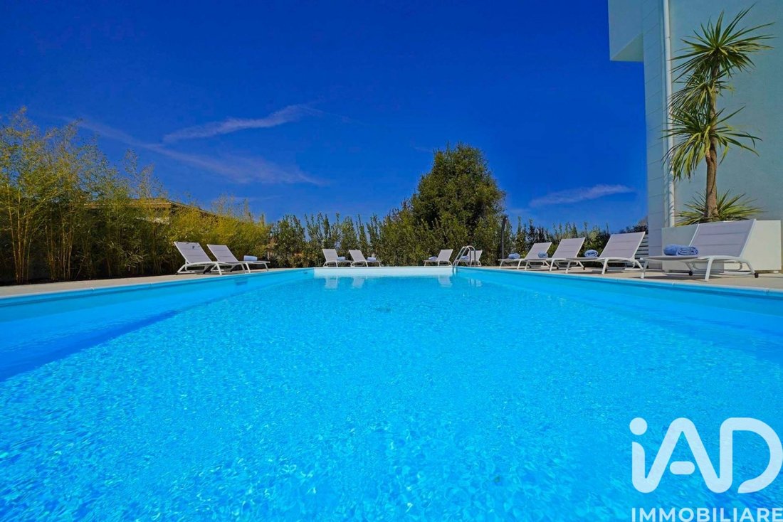 Villa in Desenzanino, Desenzano del Garda, Lombardy 4 - 17825900