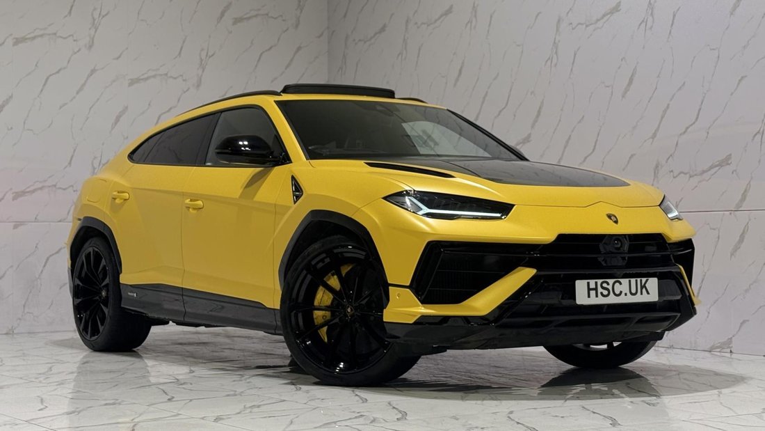 Suv in Ruislip, United Kingdom 1 - 17833026
