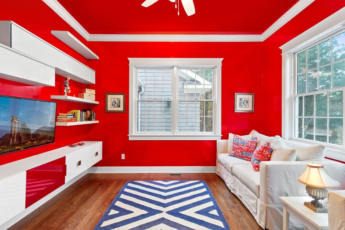 East Hampton, New York, United States 2 - 17820489
