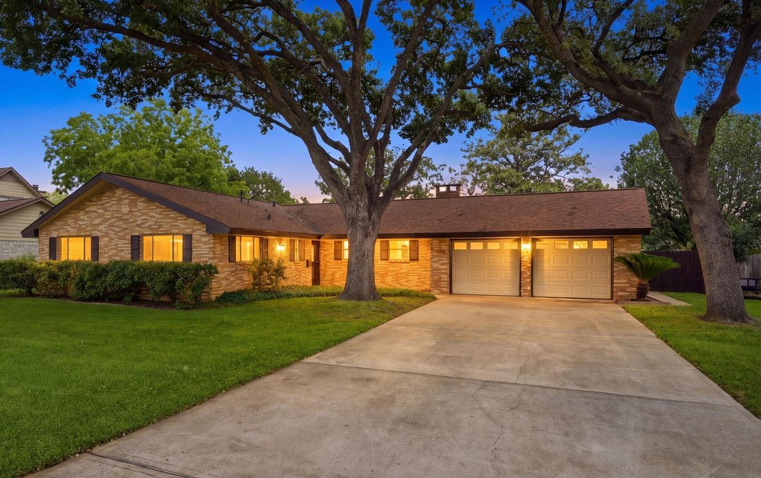 House in Sugar Land, Texas, United States 2 - 17824512