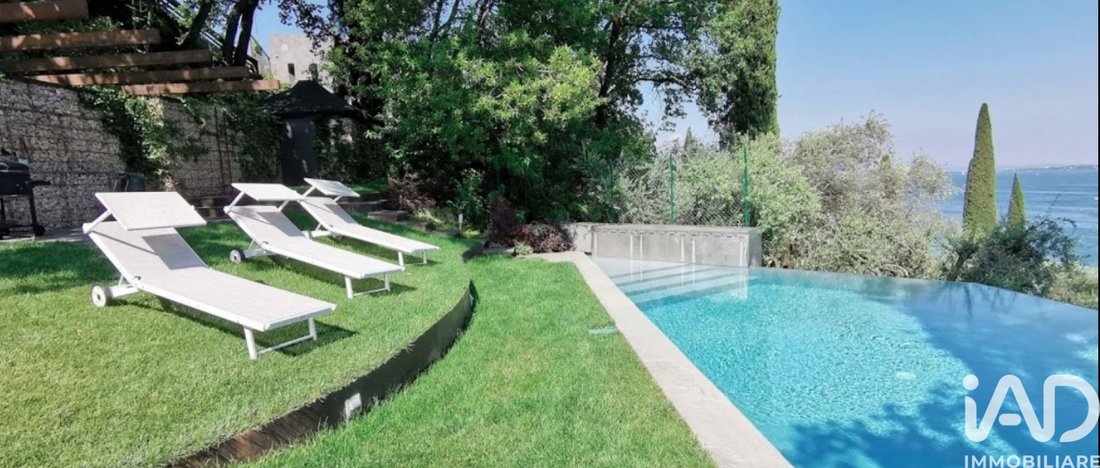 Villa in Padenghe sul Garda, Lombardy, Italy 3 - 17825902