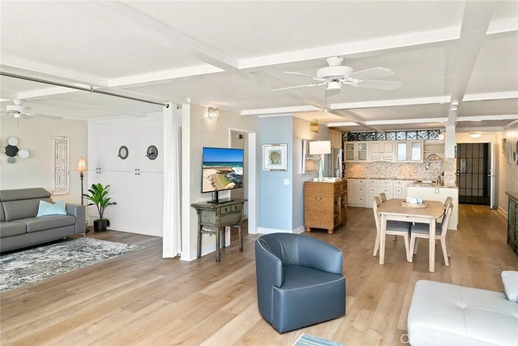 Condo in Oceanside, California, United States 4 - 17827011