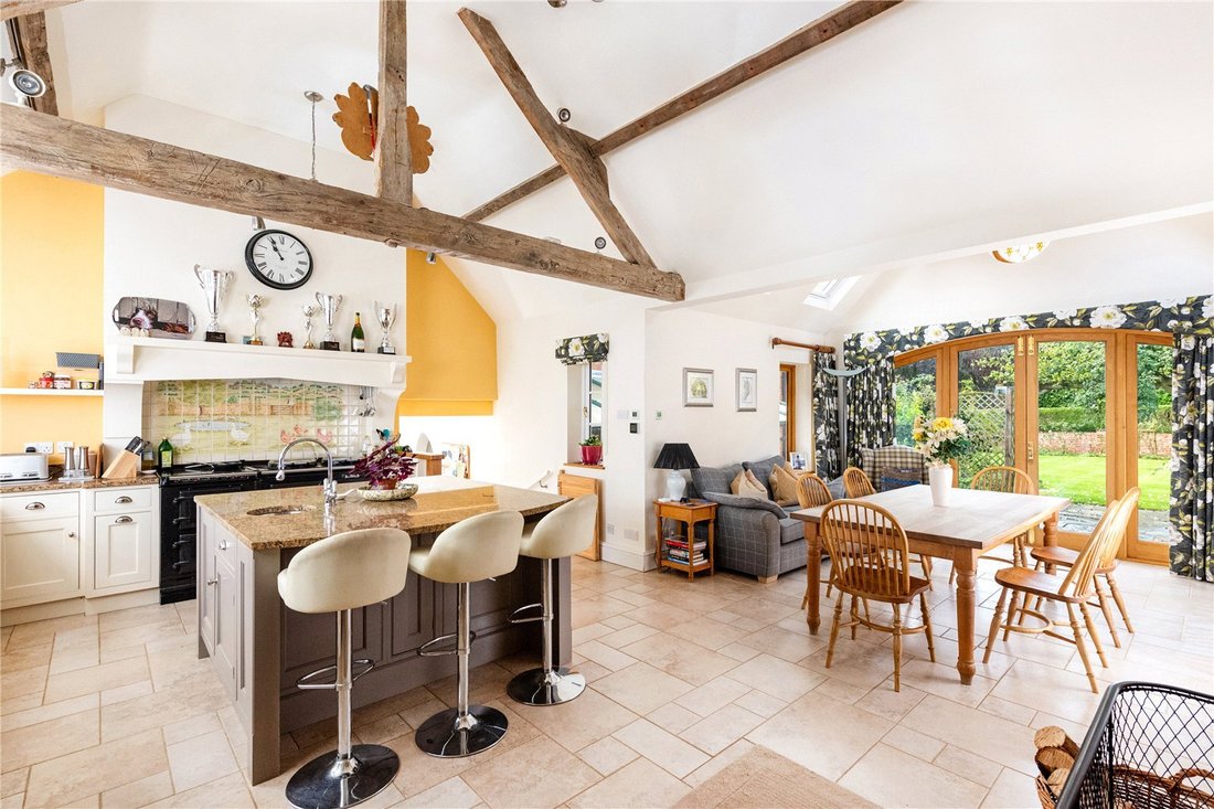 House in Buckinghamshire, England 5 - 17827311