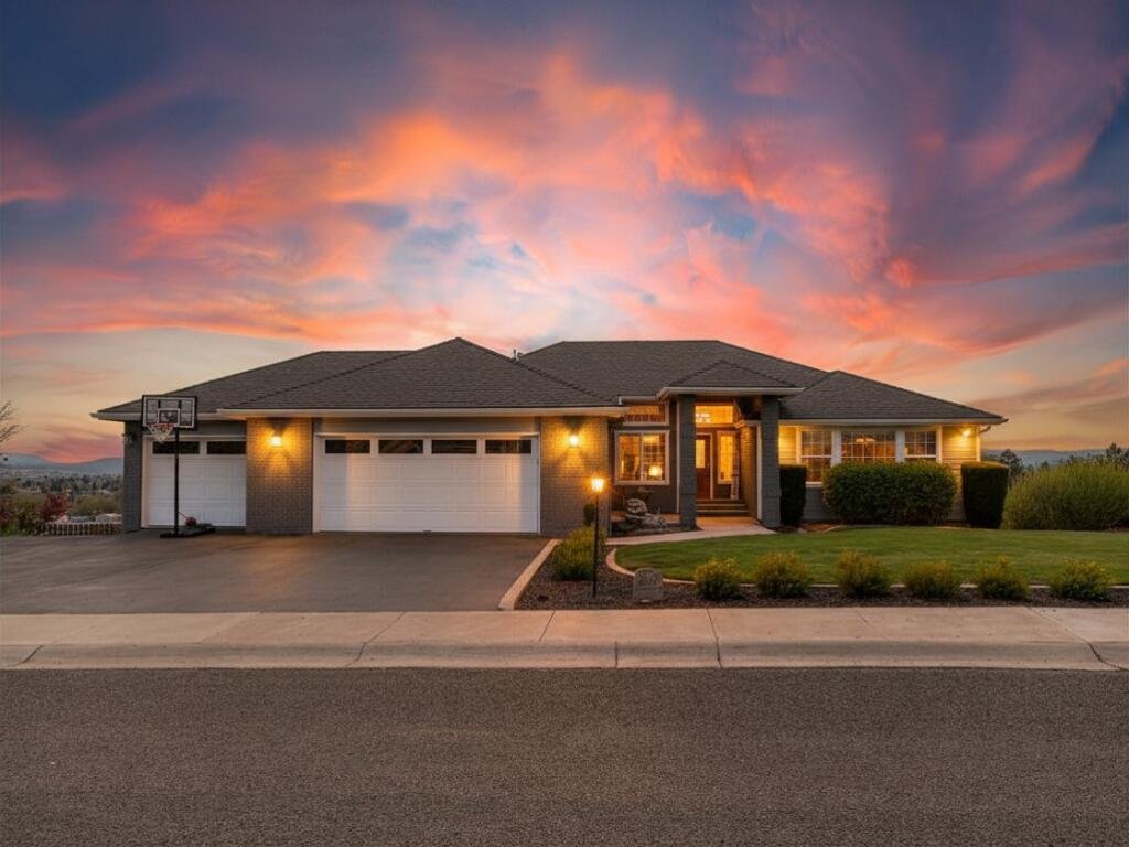 House in Klamath Falls, Oregon, United States 1 - 17833764