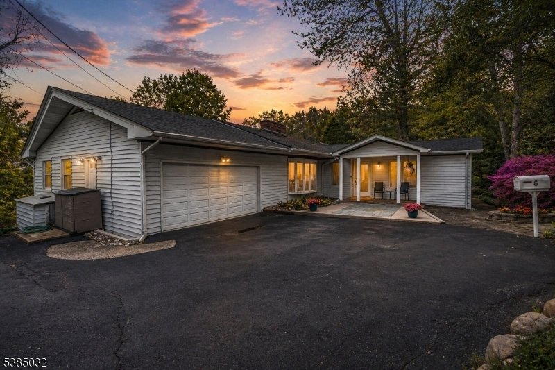 House in Kinnelon, New Jersey, United States 1 - 17825340