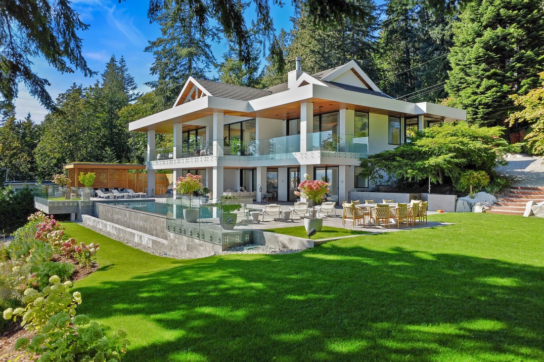 House in Roberts Creek, British Columbia, Canada 2 - 17821366