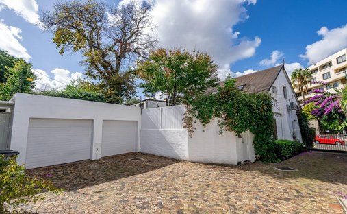 House in Cape Town, Western Cape, South Africa 1