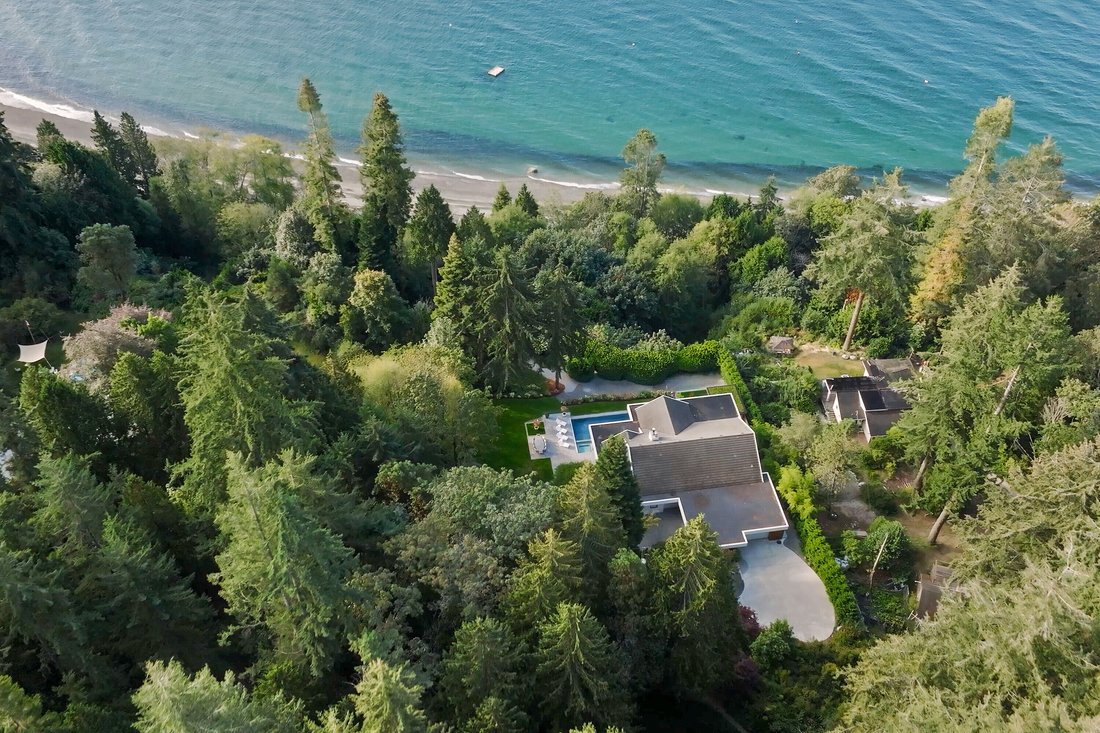 House in Roberts Creek, British Columbia, Canada 4 - 17821366