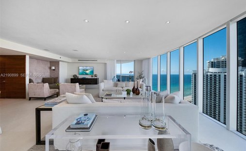 Condo in Sunny Isles Beach, Florida, United States 1