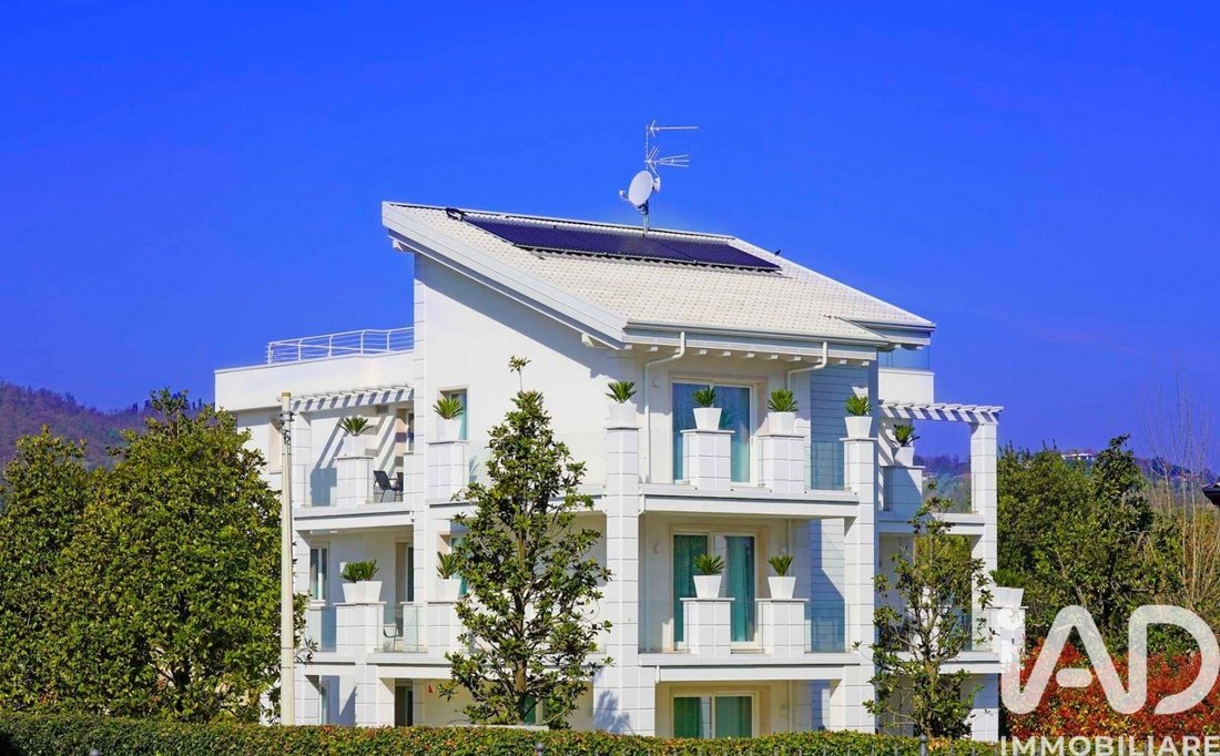 Villa in Desenzanino, Desenzano del Garda, Lombardy 2 - 17825900