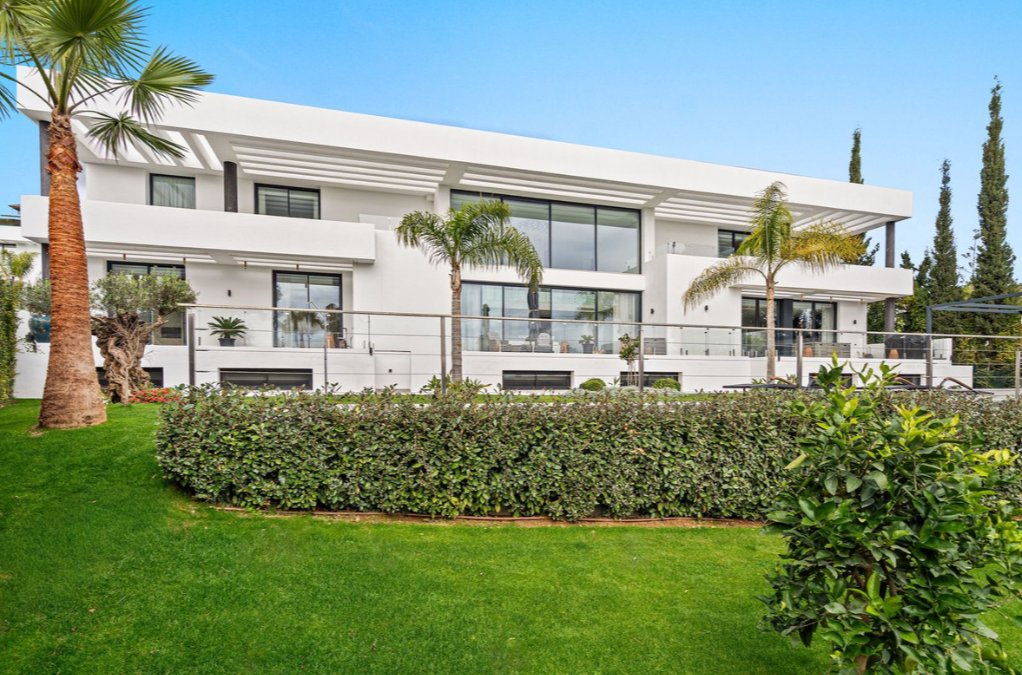 Villa in Marbella, Andalusia, Spain 3 - 17827364