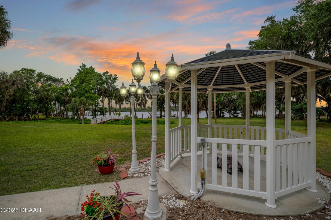 House in San Mateo, Florida, United States 4 - 17820006
