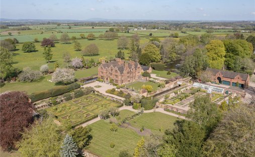 House in Claverley, England 1