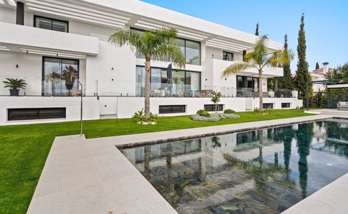 Villa a Marbella, Andalusia, Spagna 1