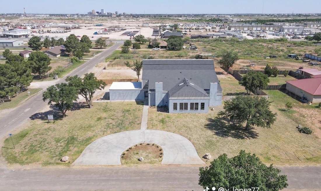House in Midland, Texas, United States 3 - 17829865