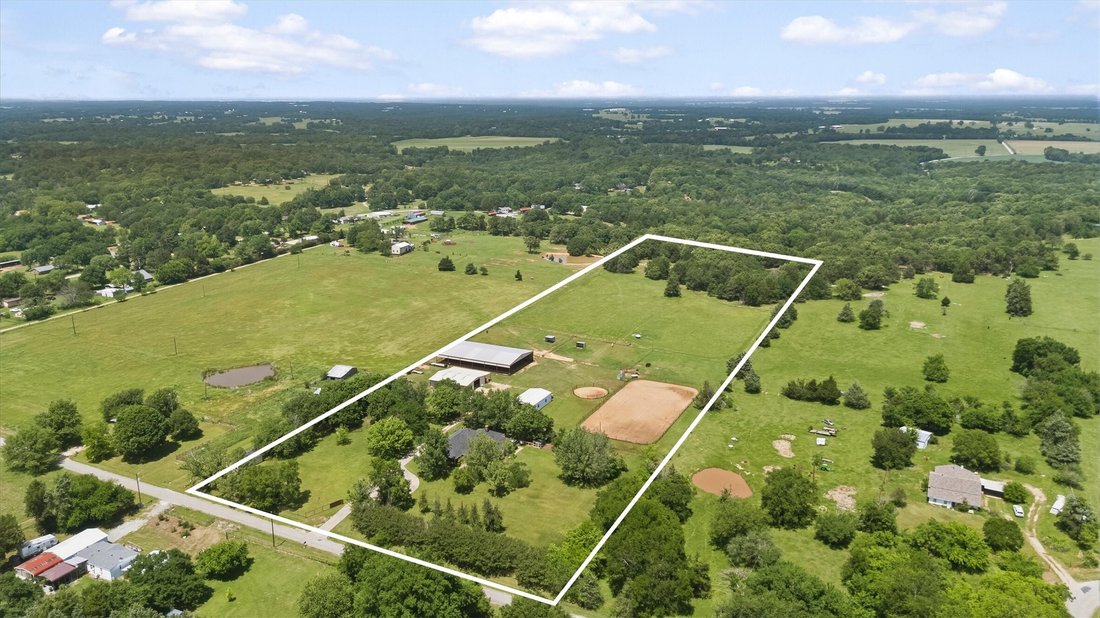 House in Denison, Texas, United States 4 - 17829309