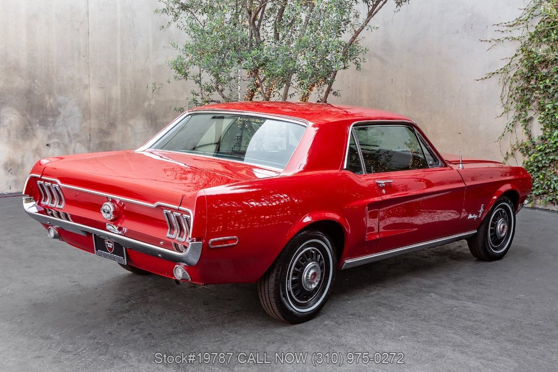 Ford Mustang in Los Angeles, CA 5 - 17829232