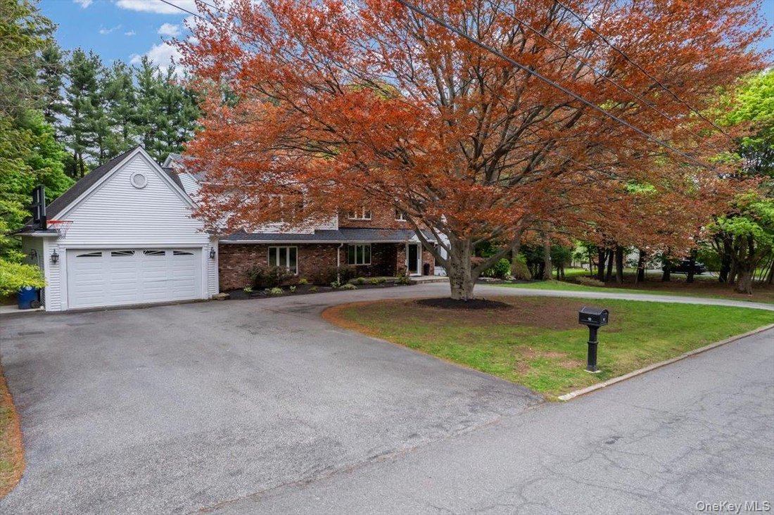 House in Spring Valley, New York, United States 4 - 17832918