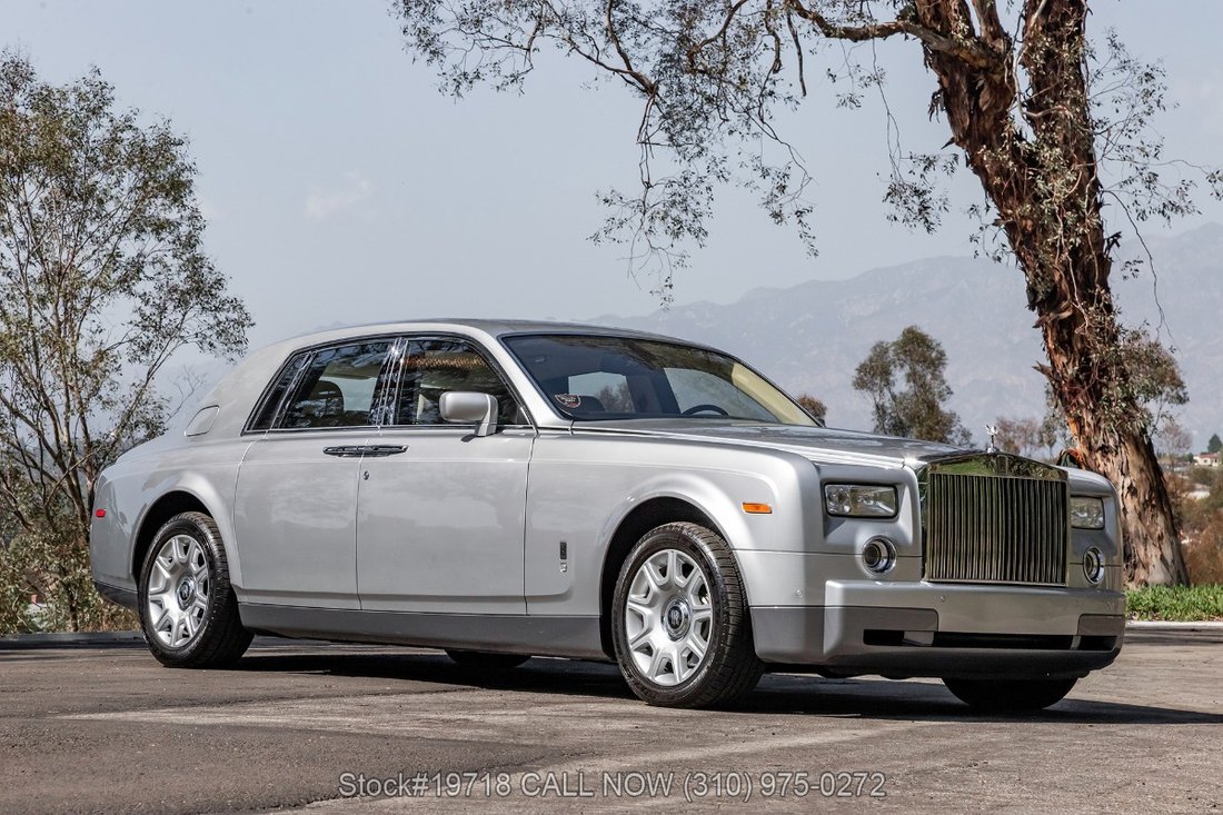 Rolls-Royce Phantom in Los Angeles, CA 2 - 17829224