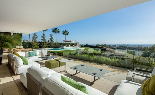 Villa in Benahavis, Andalusia, Spain 1