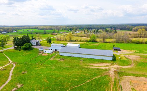 House in Southington, Ohio, United States 1