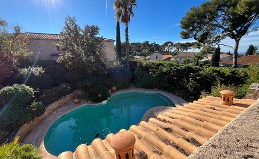 House in Nord, Sanary-sur-Mer, France 1