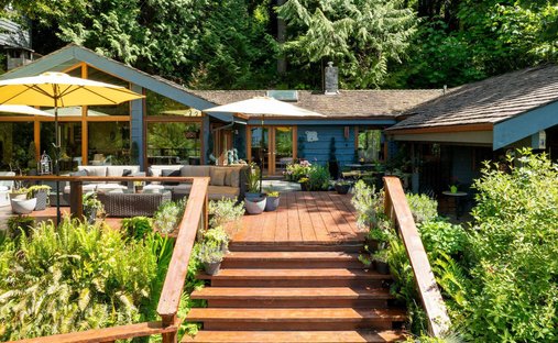 Haus in Lions Bay, Britisch-Kolumbien, Kanada 1
