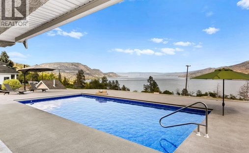 House in Peachland, British Columbia, Canada 1