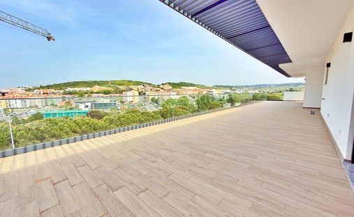 Apartment in Santa Maria, Sao Pedro e Matacaes, Lisbon, Portugal 1