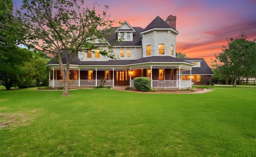 House in Friendswood, Texas, United States 1