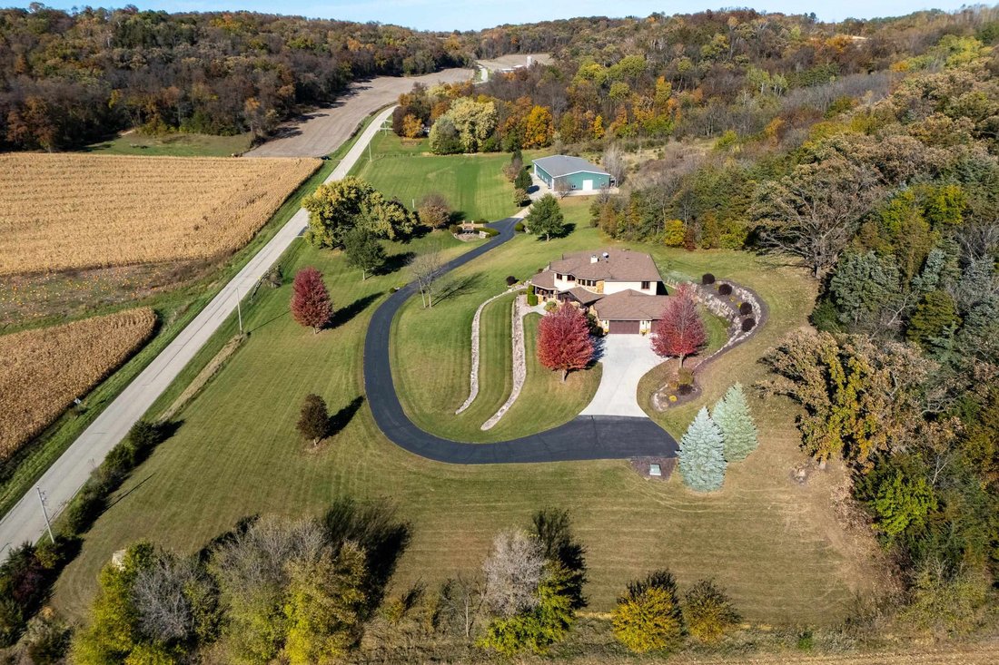 House in Lake Wisconsin, Wisconsin, United States 5 - 17823261