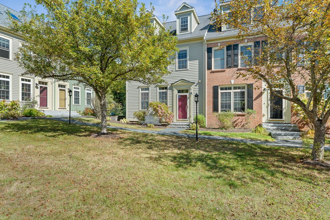 Condo in Hanover, New Hampshire, United States 1 - 17825808