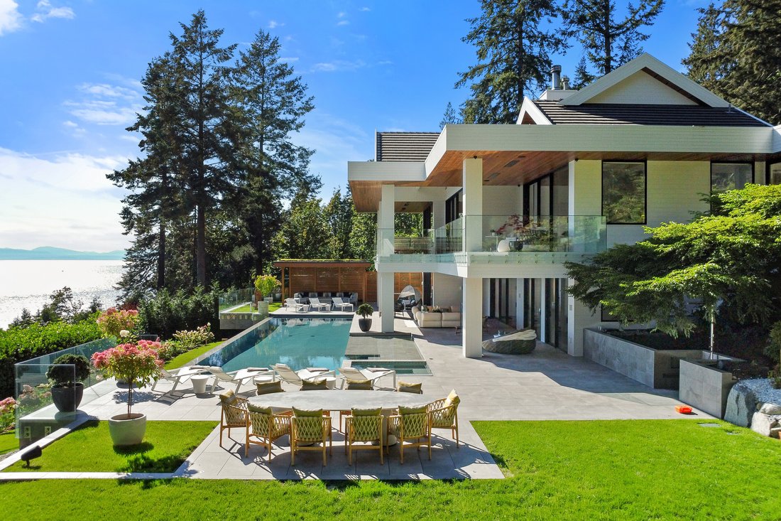 House in Roberts Creek, British Columbia, Canada 5 - 17821366