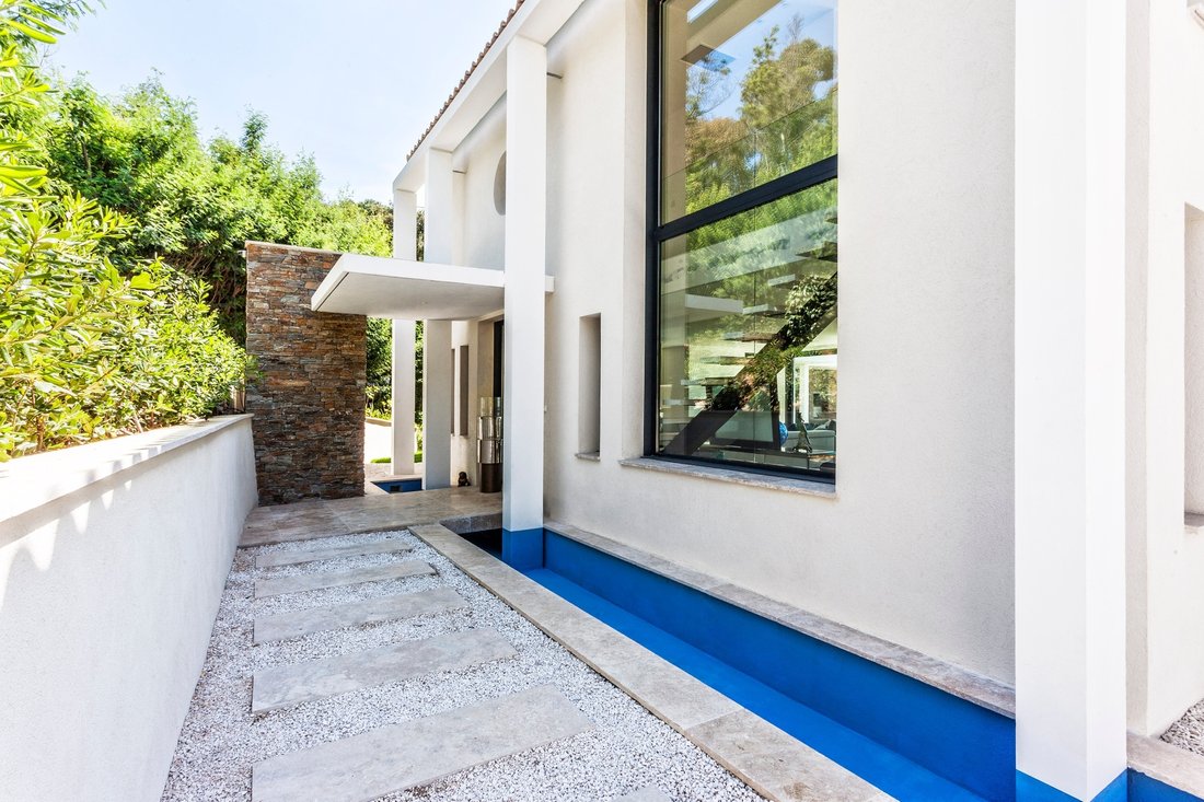 Villa in La Croix-Valmer, Provence-Alpes-Côte d'Azur, France 3 - 17820967