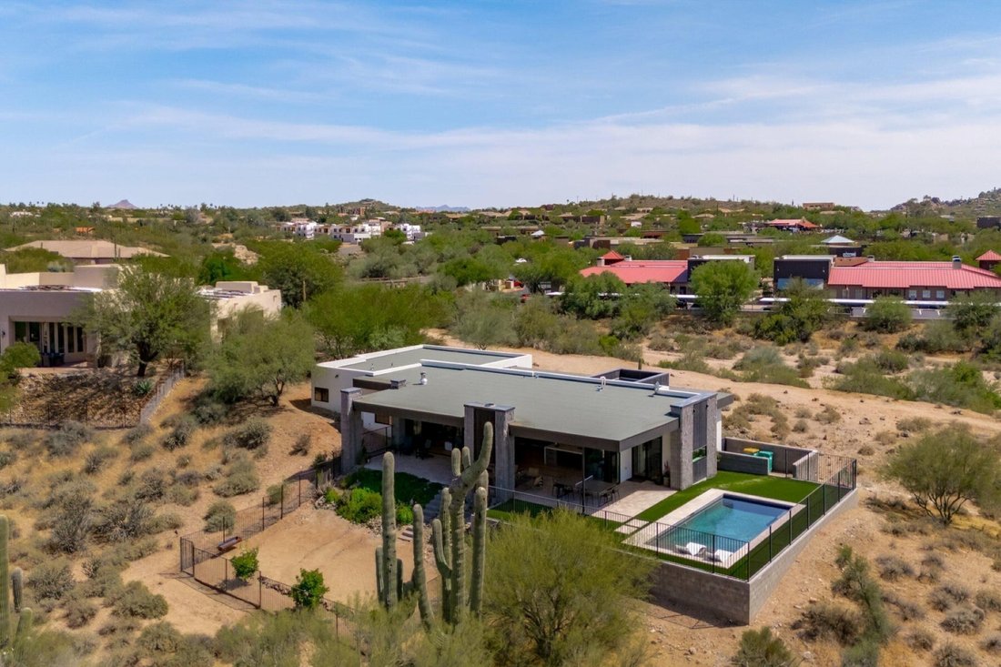 Carefree, Arizona, United States 4 - 17827256