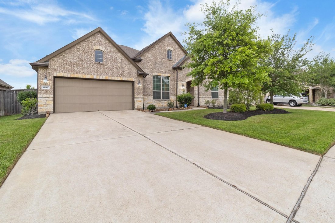 House in Katy, Texas, United States 3 - 17827198