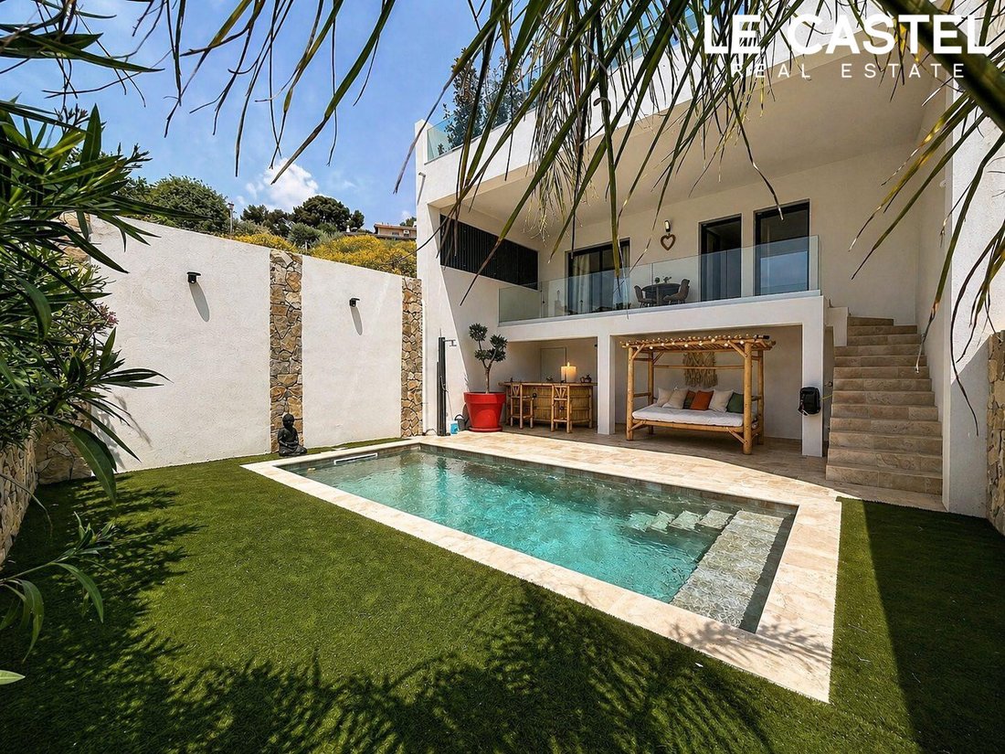 House in Ceyreste, Provence-Alpes-Côte d'Azur, France 1 - 17826179