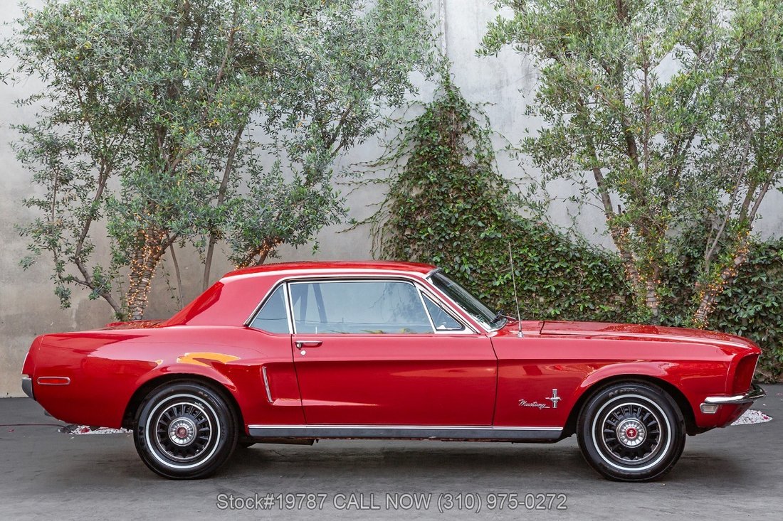 Ford Mustang in Los Angeles, CA 4 - 17829232