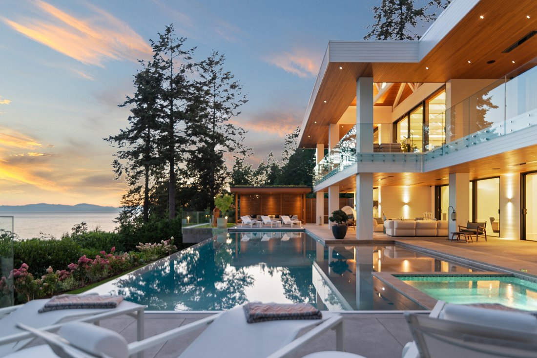 House in Roberts Creek, British Columbia, Canada 1 - 17821366