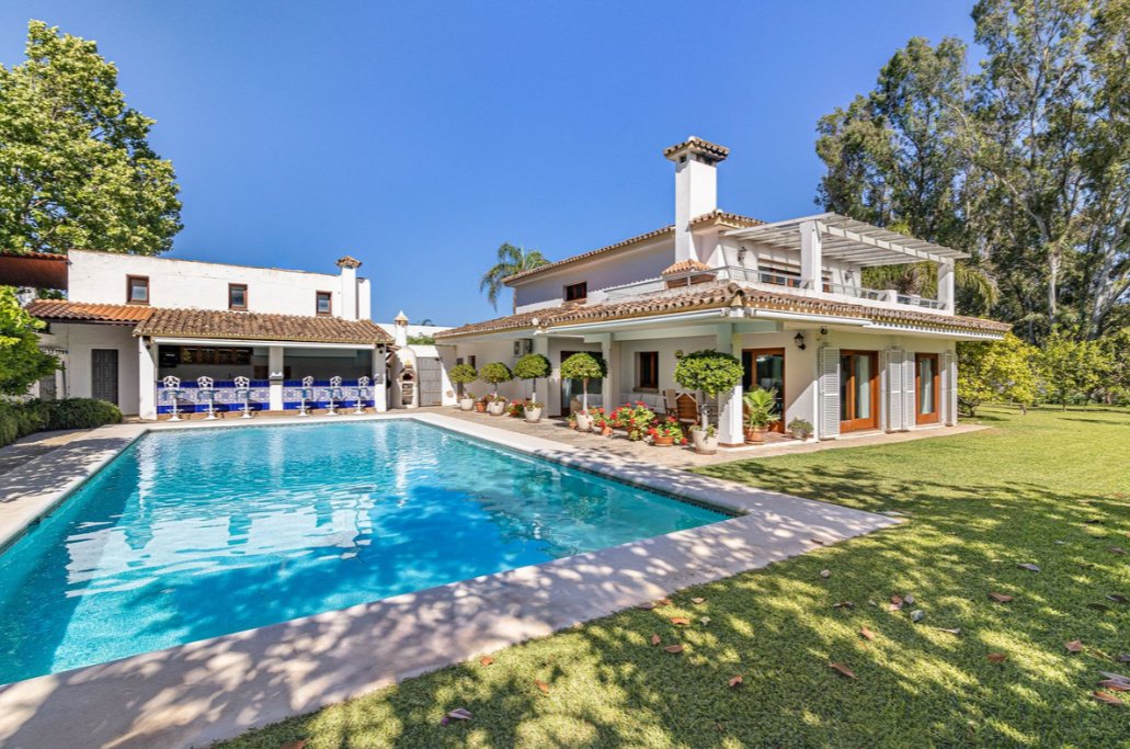 Villa in Marbella, Andalusia, Spain 5 - 17827368