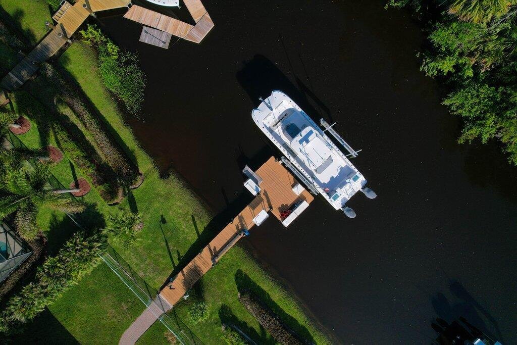 House in Stuart, Florida, United States 3 - 17827106