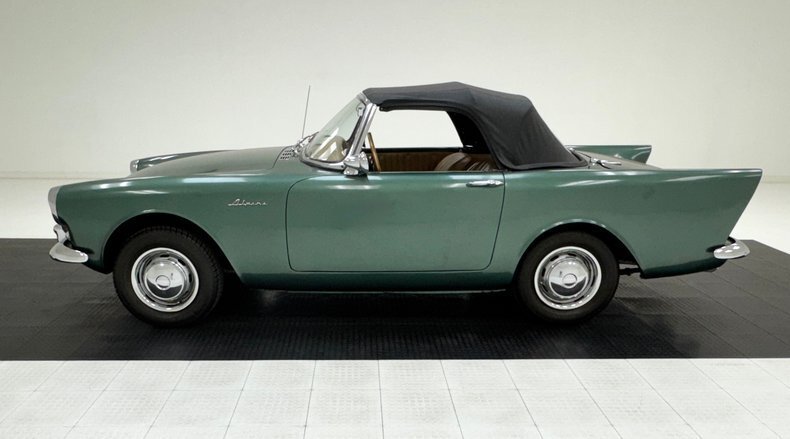 Cabriolet in Morgantown, United States 3 - 17832145