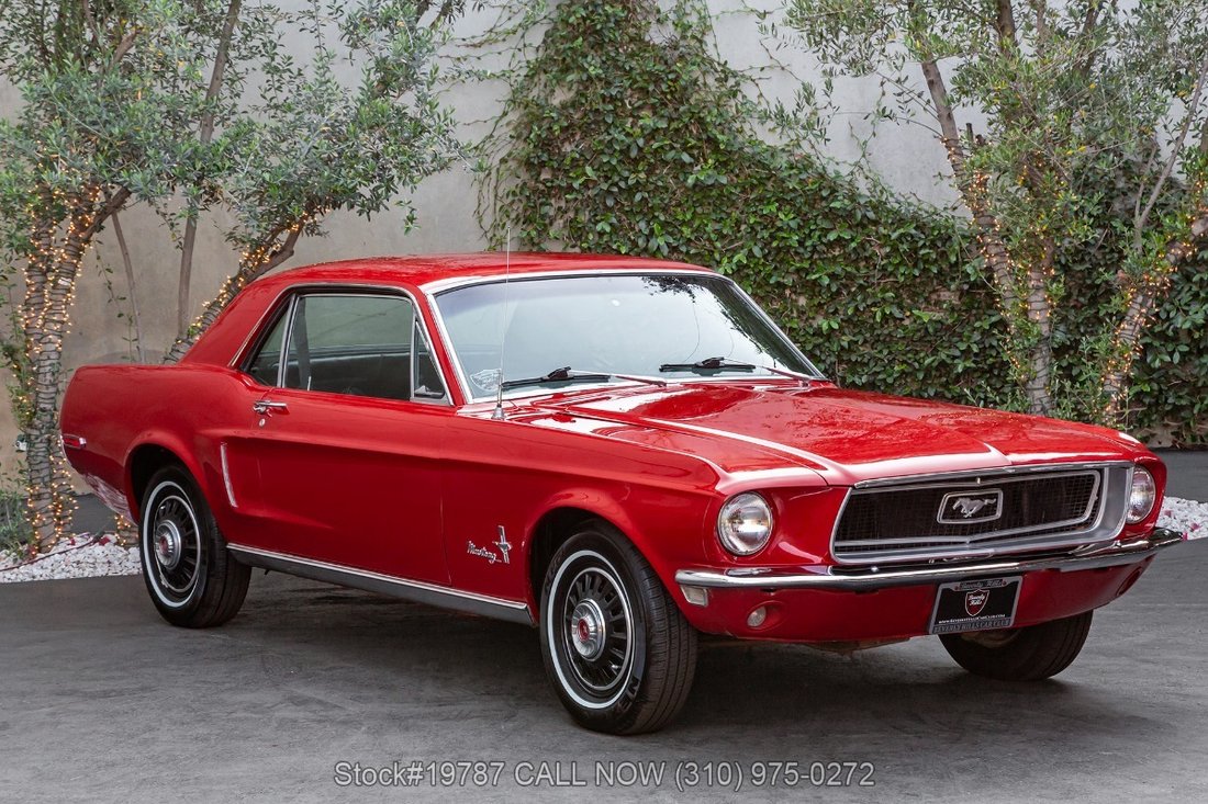 Ford Mustang in Los Angeles, CA 1 - 17829232