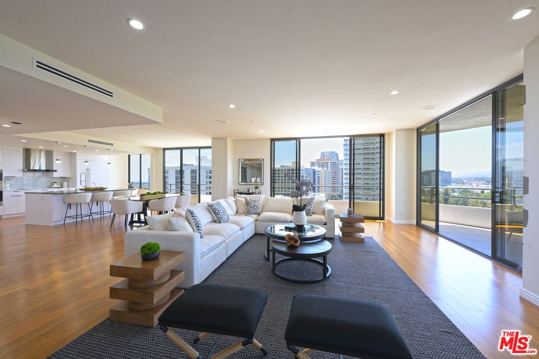 Condo in Los Angeles, California, United States 1 - 17828980
