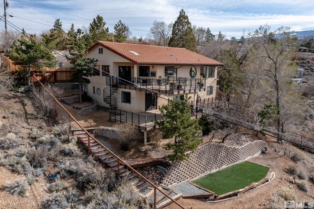 House in Reno, Nevada, United States 4 - 17829836