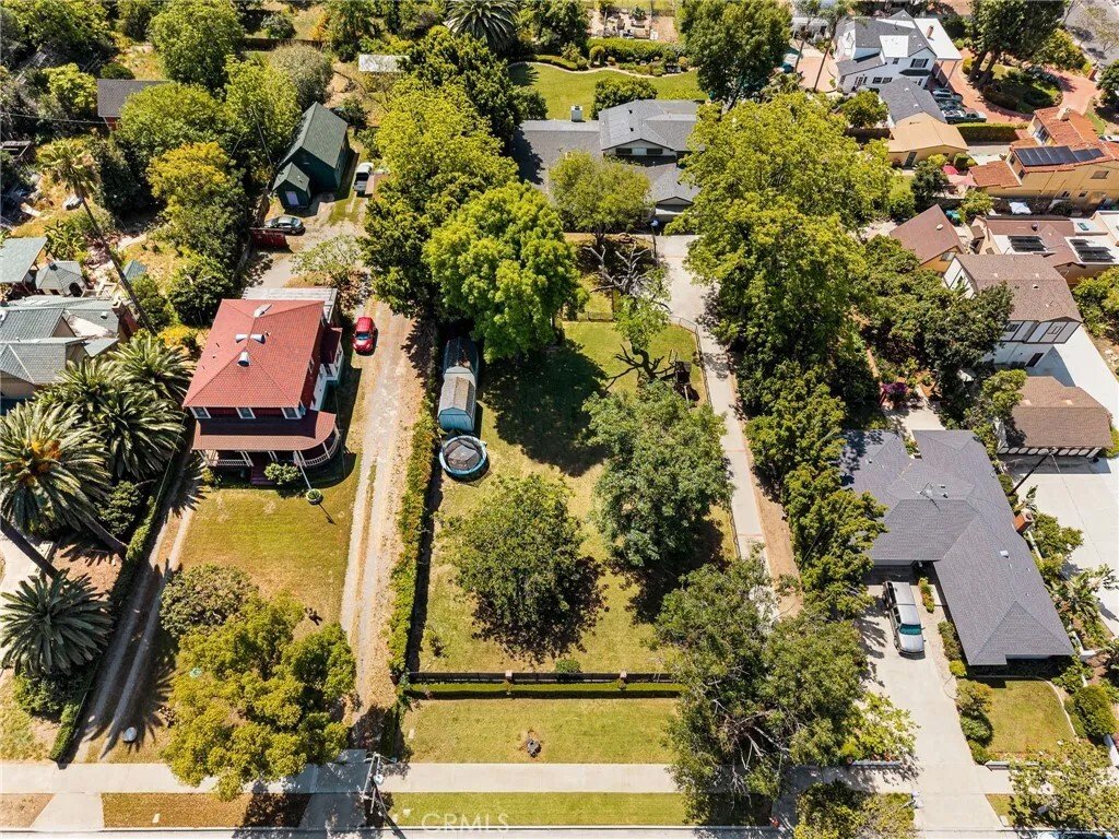 Tustin, California, United States 1 - 17823320